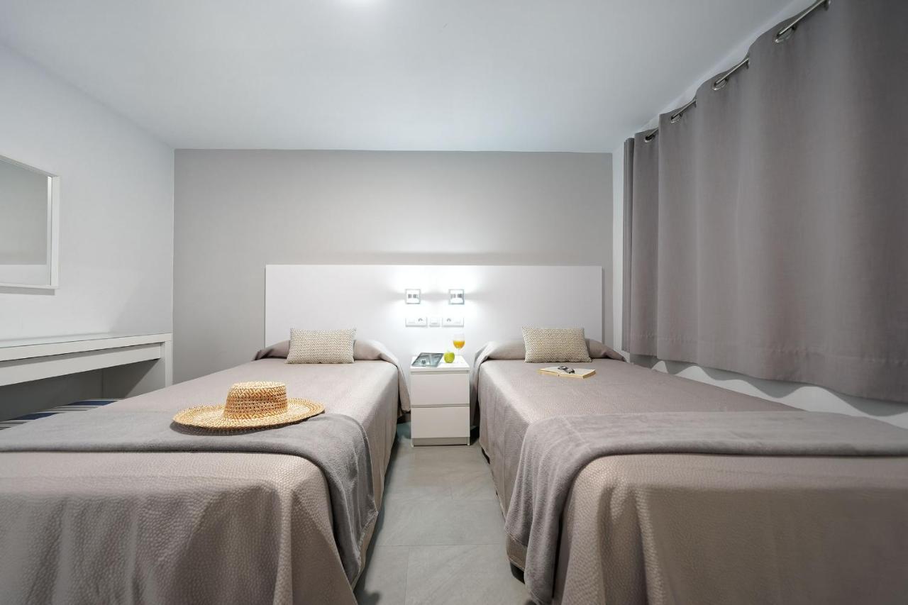 Apartamentos Los Papagayos San Agustín エクステリア 写真