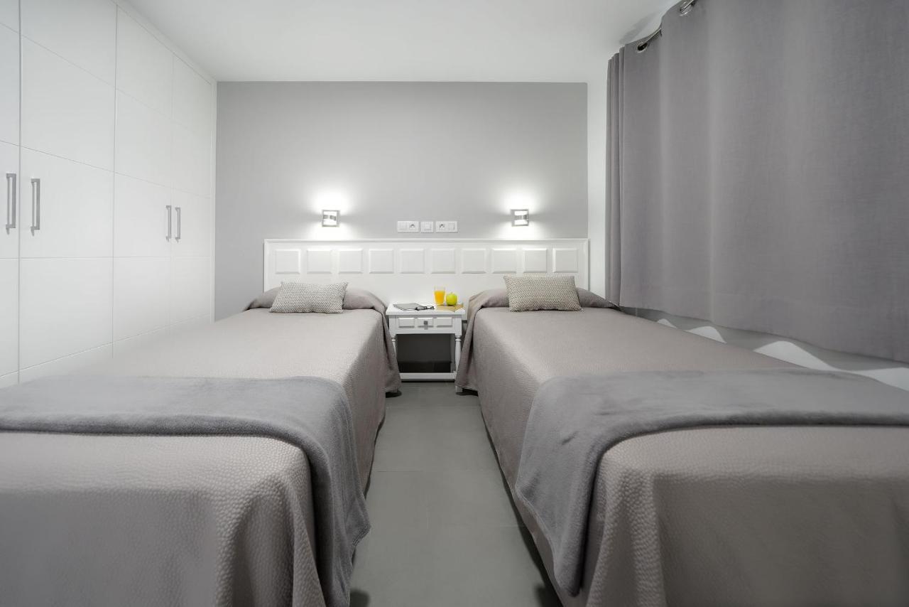 Apartamentos Los Papagayos San Agustín エクステリア 写真